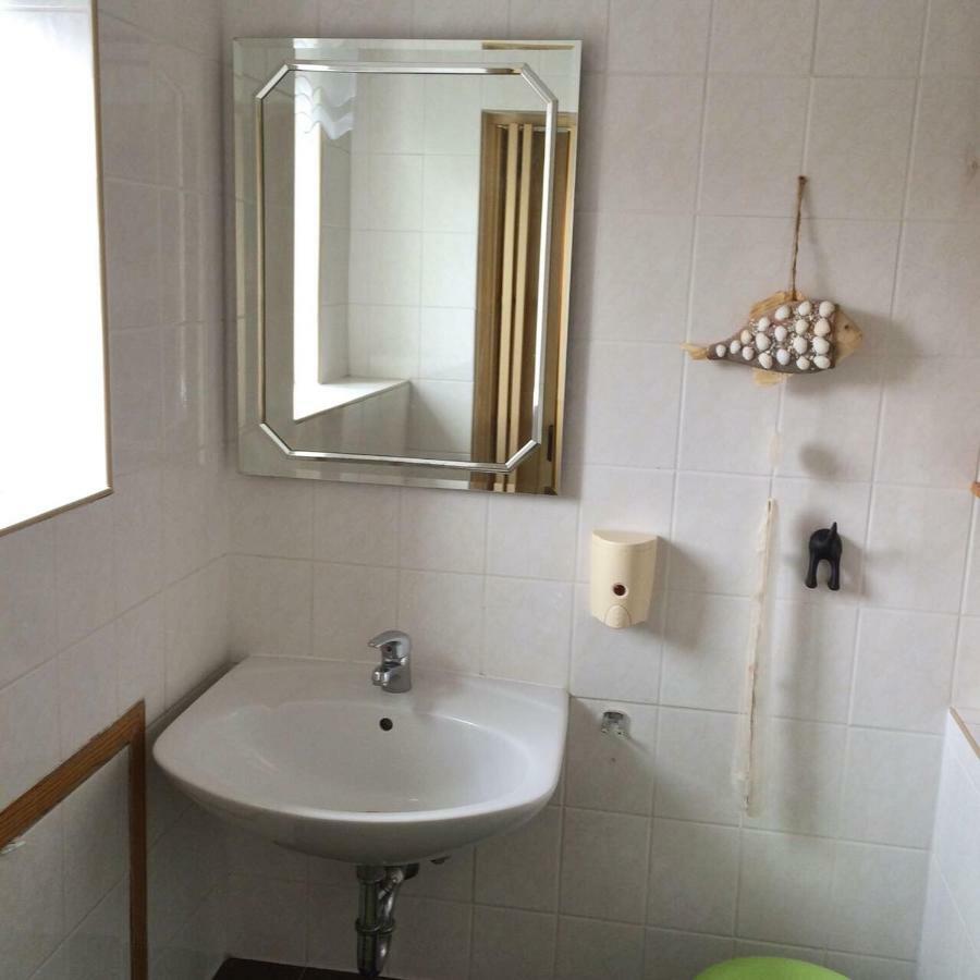 Apart Ferienwohnung Warnemunde Rostock Ngoại thất bức ảnh