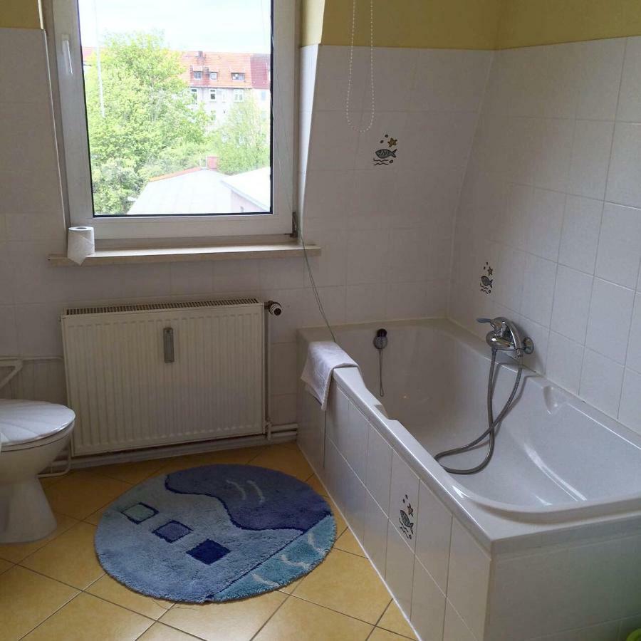 Apart Ferienwohnung Warnemunde Rostock Ngoại thất bức ảnh
